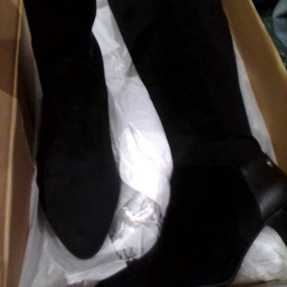 Women boot high heel